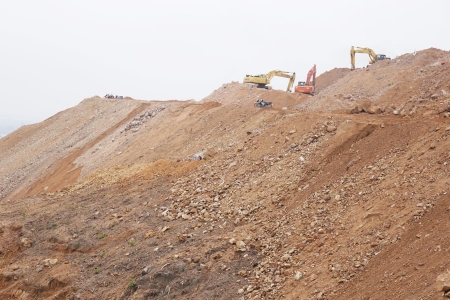 Ninh Bình tháo gỡ vướng mắc trong khai thác khoáng sản làm vật liệu xây dựng