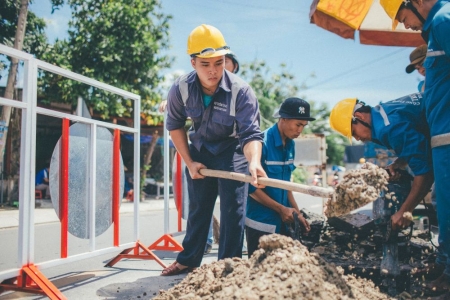 Cảnh báo thủ đoạn lừa đảo lắp đặt đường ống và đồng hồ nước