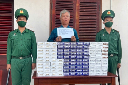 Ban chỉ huy Bộ đội Biên phòng tỉnh An Giang thu giữ hơn 1.000 gói thuốc lá lậu