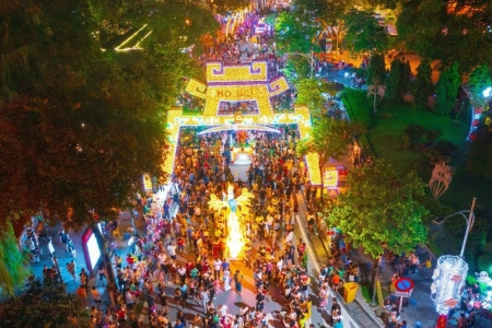 Tăng sức hút cho du lịch và kinh tế đêm