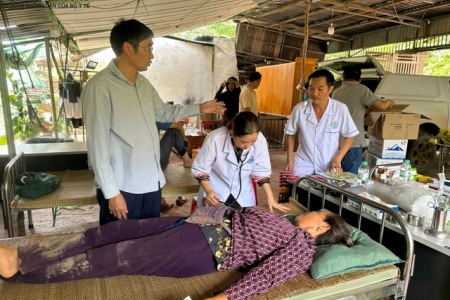 WHO hỗ trợ Nghệ An tăng cường phòng chống dịch bệnh sau mưa lũ