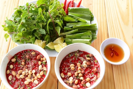 Bắc Ninh ghi nhận ca mắc liên cầu lợn, khuyến cáo người dân không ăn thịt sống, tiết canh