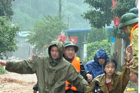 Điện Biên: Lũ quét tràn về lúc rạng sáng khiến 12 người chết và mất tích, hàng chục bản bị cô lập