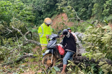 Khẩn trương khắc phục hậu quả mưa lũ tại tỉnh Điện Biên và tập trung ứng phó mưa lũ, sạt lở, lũ quét