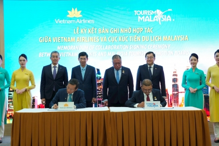Vietnam Airlines ký kết hợp tác với Cục Xúc tiến du lịch Malaysia