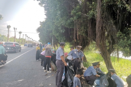 Chi đội Kiểm ngư số 2 hưởng ứng phong trào chỉnh trang đô thị