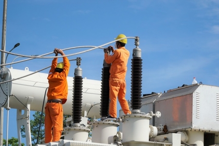 EVNHCMC công bố thành lập 9 công ty điện lực mới sau sáp nhập