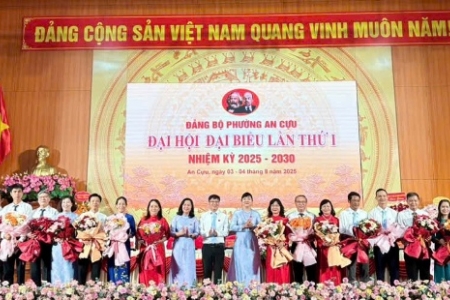 Huế - Phường An Cựu, đến năm 2030, thu nhập bình quân đầu người đạt trên 6.400 USD