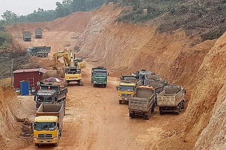 Thanh Hóa giải quyết khó khăn, vướng mắc trong hoạt động khai thác khoáng sản làm vật liệu xây dựng