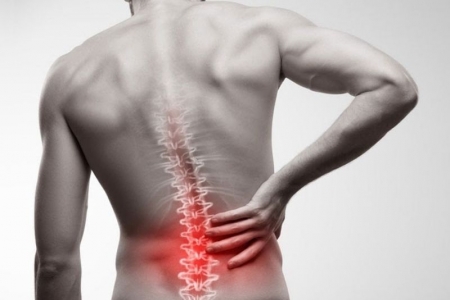 Điểm danh 5 mẹo dân gian giúp giảm đau lưng do thoát vị đĩa đệm