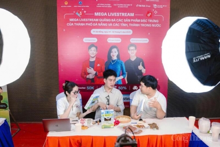 Livestream trên nền tảng TMĐT: Đưa nông sản Việt đến gần hơn với khách hàng online