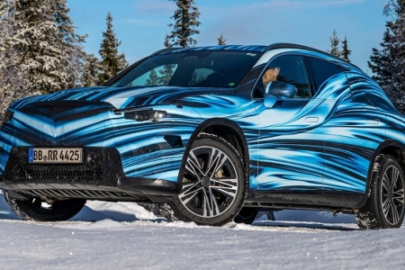 Mercedes-Benz GLC EV ra mắt: Lưới tản nhiệt phát sáng, mở đầu xu hướng thiết kế mới