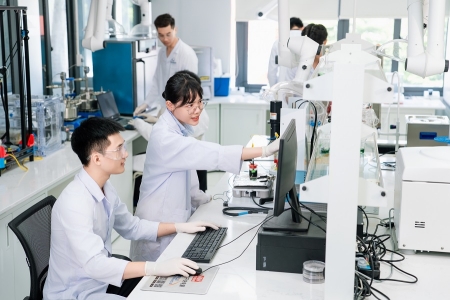 Phenikaa công bố nhiều ưu đãi, học bổng giá trị tuyển sinh sau đại học năm 2025