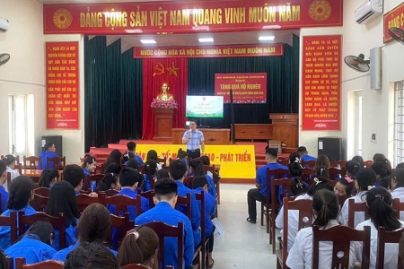 Hưng Yên tổ chức 200 lớp "Bình dân học vụ số"