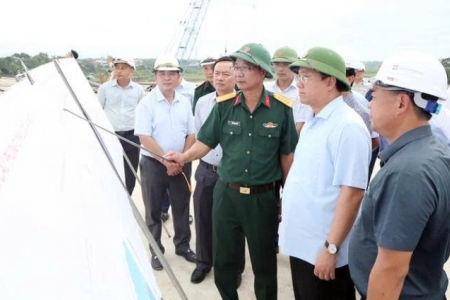 Dự án cầu Phong Châu tại Phú Thọ sẽ đưa vào khai thác từ đầu tháng 10/2025