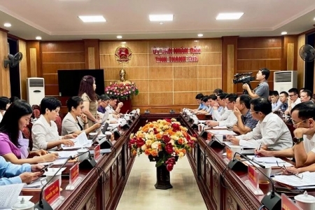 Đoàn giám sát Ủy ban Kinh tế và Tài chính của Quốc hội làm việc với UBND tỉnh Thanh Hóa