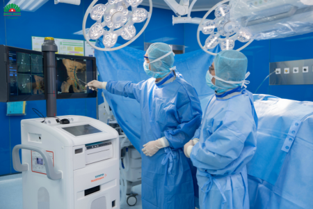 Phẫu thuật chấn thương chỉnh hình ít xâm lấn ứng dụng C-Arm 3D thế hệ mới