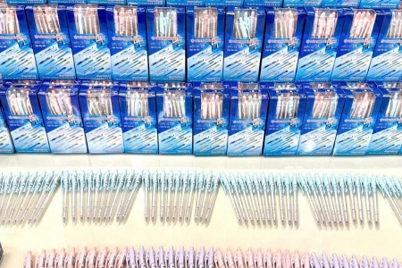 Bút bi Thiên Lộc – Giải pháp viết trơn mượt kể cả trên giấy dính dầu mỡ