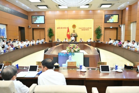 Phiên họp 48, Ủy ban Thường vụ Quốc hội xem xét nhiều nội dung, luật, nghị quyết trình Quốc hội thông qua tại Kỳ họp thứ 10