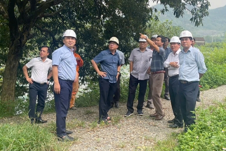 Tổng giám đốc EVNNPT kiểm tra công trường và họp điều độ Dự án đường dây 500/220kV Nho Quan – Phủ Lý – Thường Tín