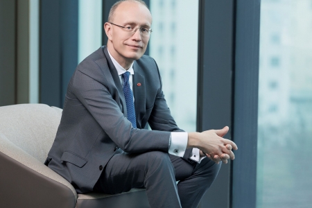 Tiến sỹ Jens Lottner tiếp tục giưc chức Tổng Giám đốc ngân hàng Techcombank giai đoạn 2025 đến 2030