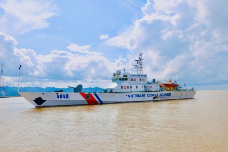Cảnh sát biển Việt Nam nghiệm thu kỹ thuật cấp cơ sở tàu tuần tra cao tốc CSB 4040