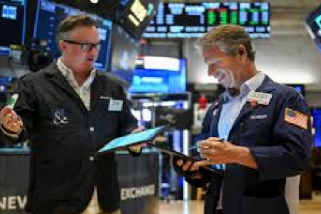 Chứng khoán Mỹ tăng thêm gần 500 điểm - Cổ phiếu AMD tăng vọt 5,4%