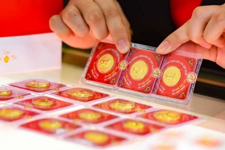 Giá vàng hôm nay 14/8: Vàng trong nước và thế giới tăng cao