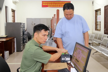 Bắc Ninh đứng thứ ba toàn quốc về cấp tài khoản định danh điện tử mức độ 2 cho người nước ngoài