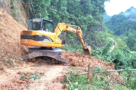 Công bố tình huống khẩn cấp thiên tai đối với vị trí sạt lở trên tuyến đường từ Quan Sơn đi Tam Lư