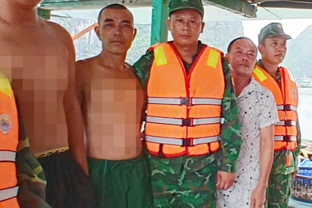Quảng Ninh: Kịp thời cứu hộ tàu cá và 3 ngư dân gặp nạn trên biển