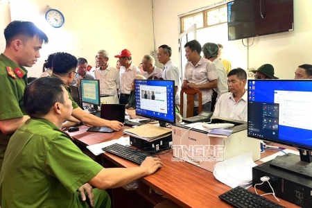 Thái Nguyên đẩy nhanh tiến độ đổi thẻ đảng viên