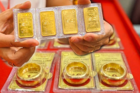 Giá vàng hôm nay 21/8: Vàng miếng giảm nhẹ 200 nghìn đồng/lượng