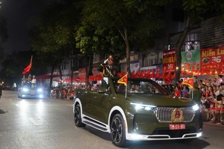 Hơn 16.000 chiến sĩ tham gia tổng hợp luyện diễu binh, diễu hành lần đầu trên Quảng trường Ba Đình