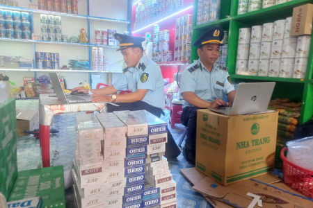 Hộ kinh doanh tại Đồng Tháp bị phạt 20 triệu đồng vì buôn bán thuốc lá lậu