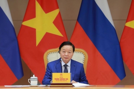 Phó Thủ tướng Trần Hồng Hà điện đàm với Phó Thủ tướng Nga Dmitry Chernyshenko