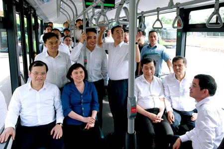 Bắc Ninh; Khai trương tuyến xe buýt điện Vũ Ninh - Bắc Giang