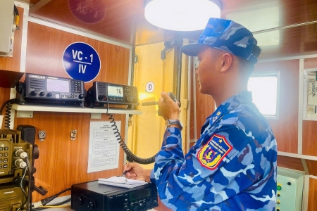 Bộ Tư lệnh Vùng Cảnh sát Biển 1 nỗ lực giúp dân phòng chống bão số 5 (Kajiki)