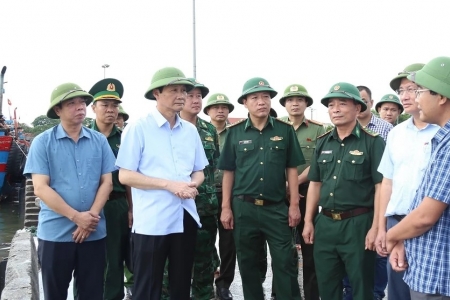 Thanh Hóa có 6.537 phương tiện tàu thuyền đã vào nơi tránh, trú an toàn