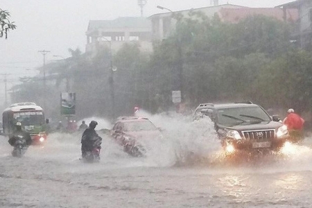 Thời tiết ngày 24/8: Bão mạnh hướng vào Bắc Trung Bộ, mưa dữ dội từ Thanh Hóa đến Quảng Trị