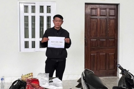 Bộ đội Biên phòng Quảng Ngãi bắt giữ đối tượng vận chuyển 1kg ma túy đá