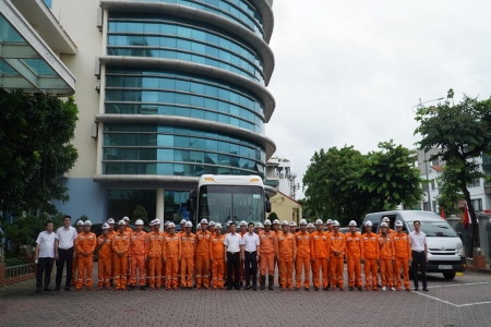 PC Quảng Ninh: Kịp thời chi viện, sát cánh cùng PC Hà Tĩnh nhanh chóng khắc phục lưới điện sau bão Kajiki