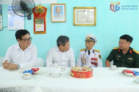 Bí thư Tỉnh ủy Quảng Ninh thăm, tặng quà, tri ân cán bộ lão thành cách mạng, Anh hùng lực lượng vũ trang nhân