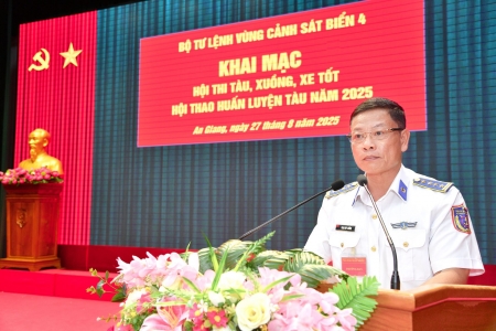 Bộ tư lệnh Vùng Cảnh sát Biển 4 khai mạc hội thi tàu, xuồng tốt năm 2025
