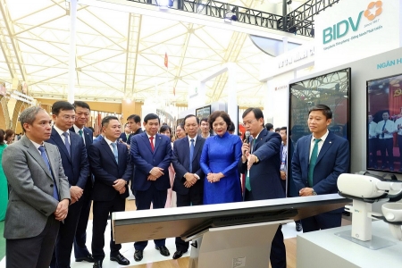 BIDV mang dấu ấn đặc sắc hòa chung Thành tựu 80 năm của đất nước