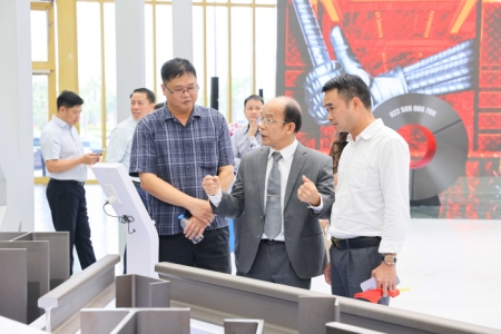 Gian hàng Hòa Phát gây ấn tượng mạnh với khách tham quan tại triển lãm A80