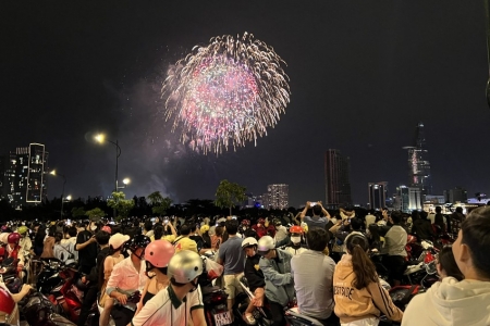 TP. HCM: Điều chỉnh nhiều tuyến đường để phục vụ chương trình bắn pháo hoa tối 2/9