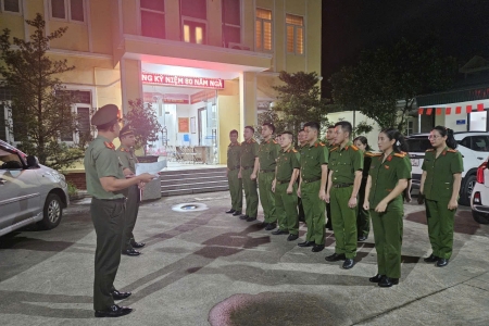 Công an tỉnh Quảng Ninh tăng cường kiểm tra điều lệnh trong dịp nghỉ lễ Quốc khánh 2/9