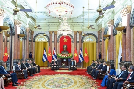 Làm sâu sắc hơn nữa mối quan hệ mẫu mực Việt Nam - Cuba