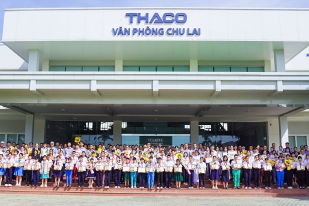 THACO AUTO tuyên dương hơn 200 con em CBNV “Học giỏi, sống tốt” năm 2025